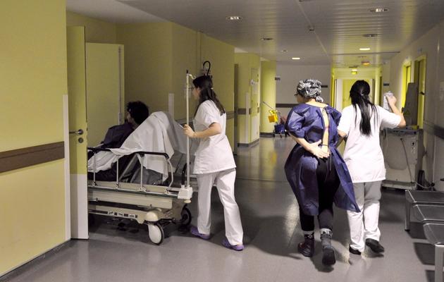 Des personnels hospitaliers dans un hôpital à Marseille, le 3 février 2012 [Anne-Christine Poujoulat / AFP/Archives]