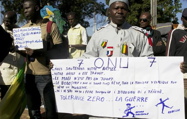 Des Maliens manifestent en soutien à l'armée, le 8 décembre 2012 à Bamako [Habibou Kouyate / AFP/Archives]