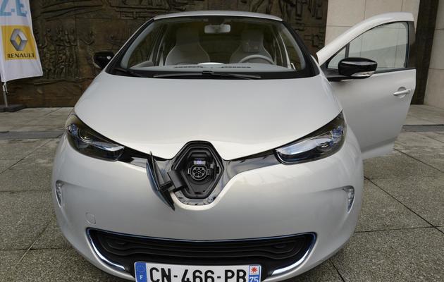 La voiture électrique Zoé de Renault [Bertrand Guay / AFP/Archives]
