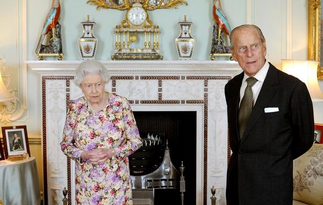 La reine Elizabeth II et son époux le prince Philip, le 6 juin 2013 à Londres [Anthony Devlin / Pool/AFP]