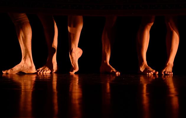 Des danseurs interprètent "Les Nuits", nouveau spectacle d'Angelin Preljocaj, le 27 avril 2013 sur la scène du Grand Théâtre d'Aix-en-Provence [Boris Horvat / AFP]