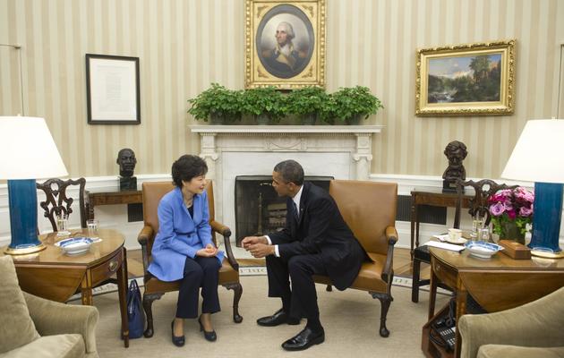 Le président américain Barack Obama reçoit son homologue sud-coréenne Park Geun-Hye le 7 mai 2013 à Washington [Saul Loeb / AFP]