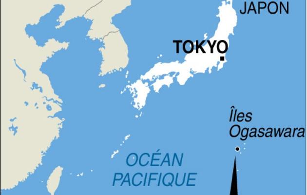 Infographie localisant une petite île surgie des flots au Japon [ / AFP]
