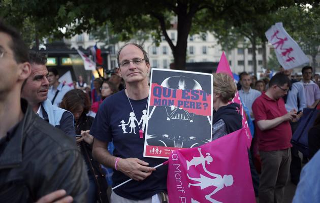 Manifestation d'opposants au mariage homosexuel, le 16 juin 2013 à Neuilly-sur-Seine [Thomas Coex / AFP]