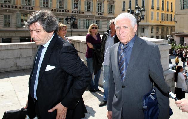 Christian Iacono (D) et son avocat Me Gérard Baudoux le 06 avril 2009 à Nice [Valery Hache / AFP/Archives]