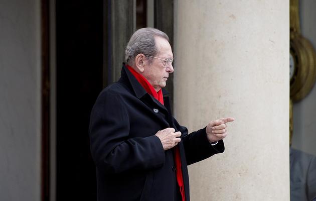Dominique Baudis, alors Défenseur des droits, quitte l'Elysée le 6 janvier 2014 [Alain Jocard / AFP/Archives]