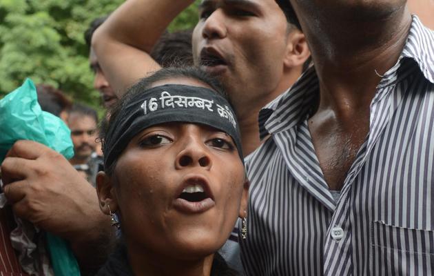 Des militants indiens réclament la peine de mort pour l'adolescent qui a participé à un viol collectif, le 31 août 2013 à New Delhi [Raveendran / AFP]