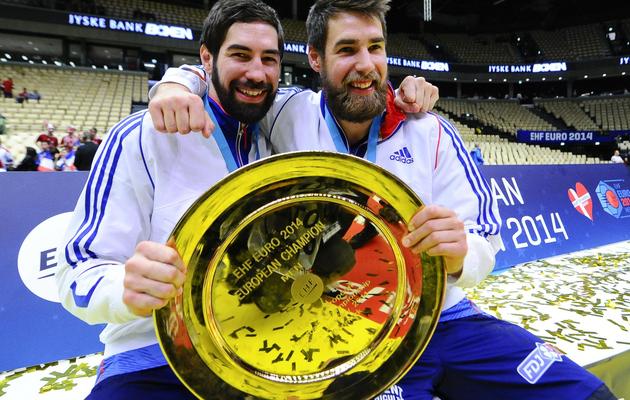 Les frères Nikola et Luka Karabatic (de g à d) après leur victoire en finale de l'Euro-2014 de handball, le 26 janvier 2014 à Herning (Danemark) [Jonathan Nackstrand / AFP]