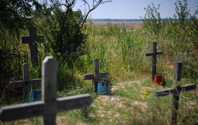 Le cimetière de la ville de Carcaliu, à l'est de la Roumanie, le 7 août 2013, où les cendres des tableaux volés auraient été retrouvées [Daniel Mihailescu / AFP/Archives]