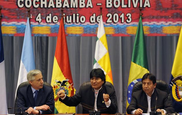Le président bolivien Evo Morales (c) lors d'une réunion de plusieurs présidents latino-américains, à Cochabamba, en Bolivie, le 4 juillet 2013 [Jorge Bernal / AFP/Archives]