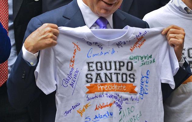 Le président colombien  Juan Manuel Santos lors de l'enregistrement de sa candidature à l'élection présidentielle, à Bogota le 4 mars 2014 [Luis Acosta / AFP]