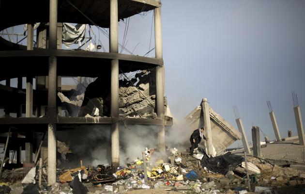 Des maisons détruites par un raid aérien israélien, le 31 janvier 2014 à Gaza [Mohammed Abed / AFP]