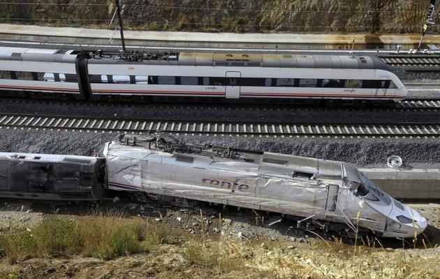 Le train accidenté à Angrois près de Saint-Jacques de Compostelle, le 26 juillet 2013   [Miguel Riopa  / AFP/Archives]