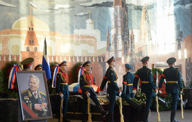 Funérailles de Mikhaïl Kalachnikov le 27 décembre 2013 à Moscou [Vasily Maximov  / AFP]