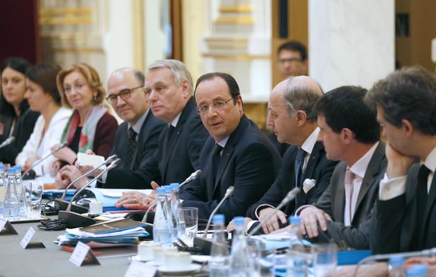 Le "conseil stratégique de l'attractivité"  réuni autour de François Hollande à L'Elysée le 17 février 2014 [Patrick Kovarik / AFP]