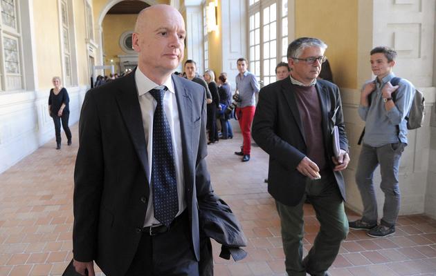 L'avocat de Maurice Agnelet, François Saint-Pierre, à l'issue du procès le 11 avril 2014 à Rennes [Jean-Sebastien Evrard / AFP]