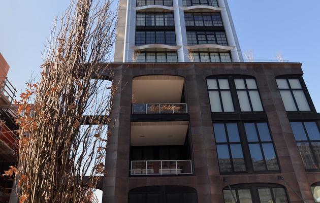 Vue de l'immeuble de New York où est situé l'appartement de L'Wren Scott, la compagne de Mick jagger, le 18 mars 2014 [Stan Honda / AFP/Archives]
