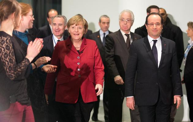 François Hollande et Angela Merkel rencontrent 200 étudiants français et allemands à Berlin, le 21 janvier 2013 [Kay Nietfeld / Pool/AFP]