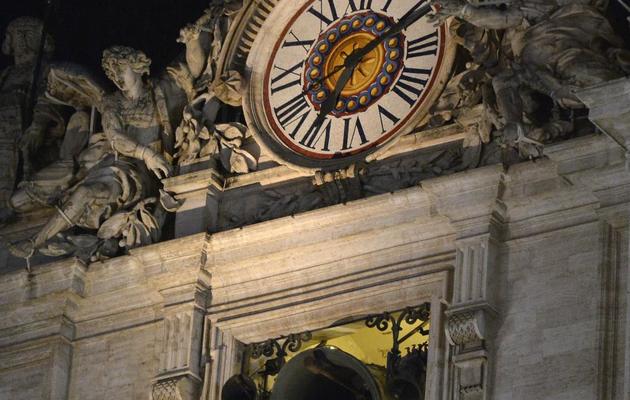 Les cloches de la basilique Saint-Pierre retentissent, au Vatican, le 13 mars 2013 [Vincenzo Pinto / AFP]