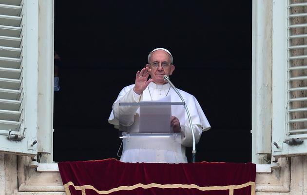 Le pape François célèbre l'Angelus au Vatican, le 17 mars 2013 [Giuseppe Cacace / AFP]