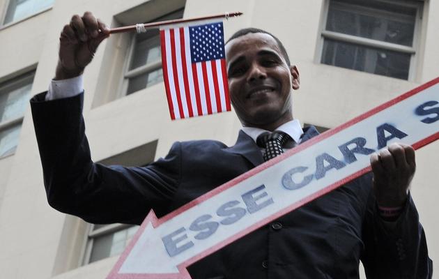 Un Brésilien déguisé en Barack Obama pour le défilé du carnaval de Rio, le 9 février 2013 [Vanderlei Almeida / AFP]