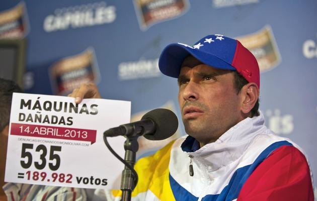 Henrique Capriles conteste la victoire de Nicolas Maduro à Caracas, le 16 avril 2013 [Ronaldo Schemidt / AFP]