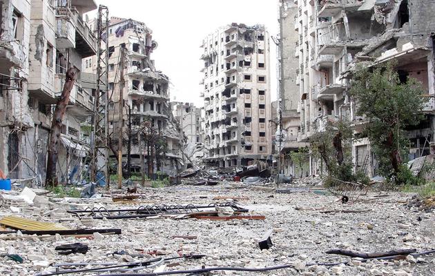 La ville de Homs, en Syrie, dévastée par les combats, le 5 avril 2013 [ / Shaam News Network/AFP]