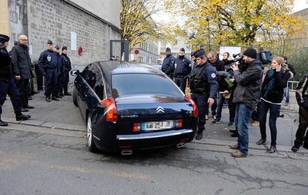 Arrivée le 22 novembre 2012 au palais de justice à Bordeaux de la voiture de l'avocat de Nicolas Sarkozy [Jean-Pierre Muller / AFP]
