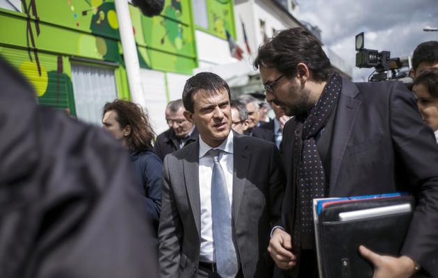 Le ministre de l'Intérieur, Manuel Valls, le 12 avril 2013 à Sevran près de Paris [Fred Dufour / AFP/Archives]