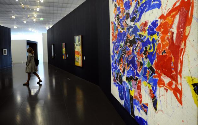 "Round the world" (1958) de Sam Francis, exposé au Centre Pompidou-Metz, le 14 mai 2013 [Jean-Christophe Verhaegen / AFP]