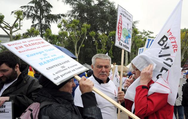Des buralistes manifestent à Toulouse le 30 mai 2013 [Pascal Pavani / AFP]