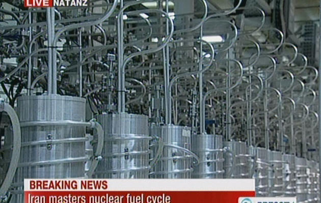 Capture d'écran d'une vidéo de Press TV du 15 février 2012 montrant des centrifugeuses dans la centrale nucléaire de Nantanz   [- / Press TV/AFP/Archives]