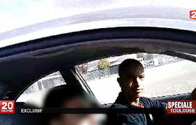 Capture d'écran de France 2, en date de mars 2012 montrant Mohamed Merah au volant d'un véhicule [ / France 2/AFP/Archives]