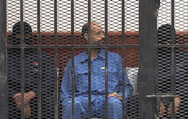 Seif al-Islam, fils de  l'ancien dictateur Mouammar Kadhafi, au tribunal de Zenten, le 2 mai 2013 [- / AFP/Archives]