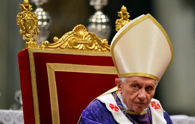 Le pape Benoît XVI, le 13 février 2013 à la Basilique Saint-Pierre de Rome [Gabriel Bouys, Gabriel Bouys / AFP/Archives]