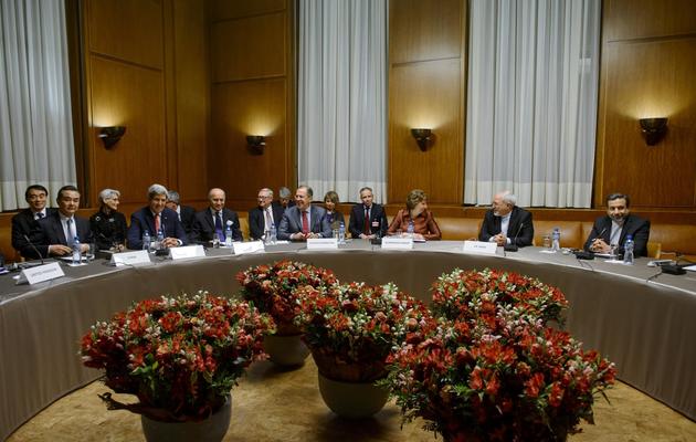 Réunion à Genève entre les ministres des grandes puissances et l'Iran sur le programme nucléaire iranien, le 24 novembre 2013  [Fabrice Coffrini / AFP]